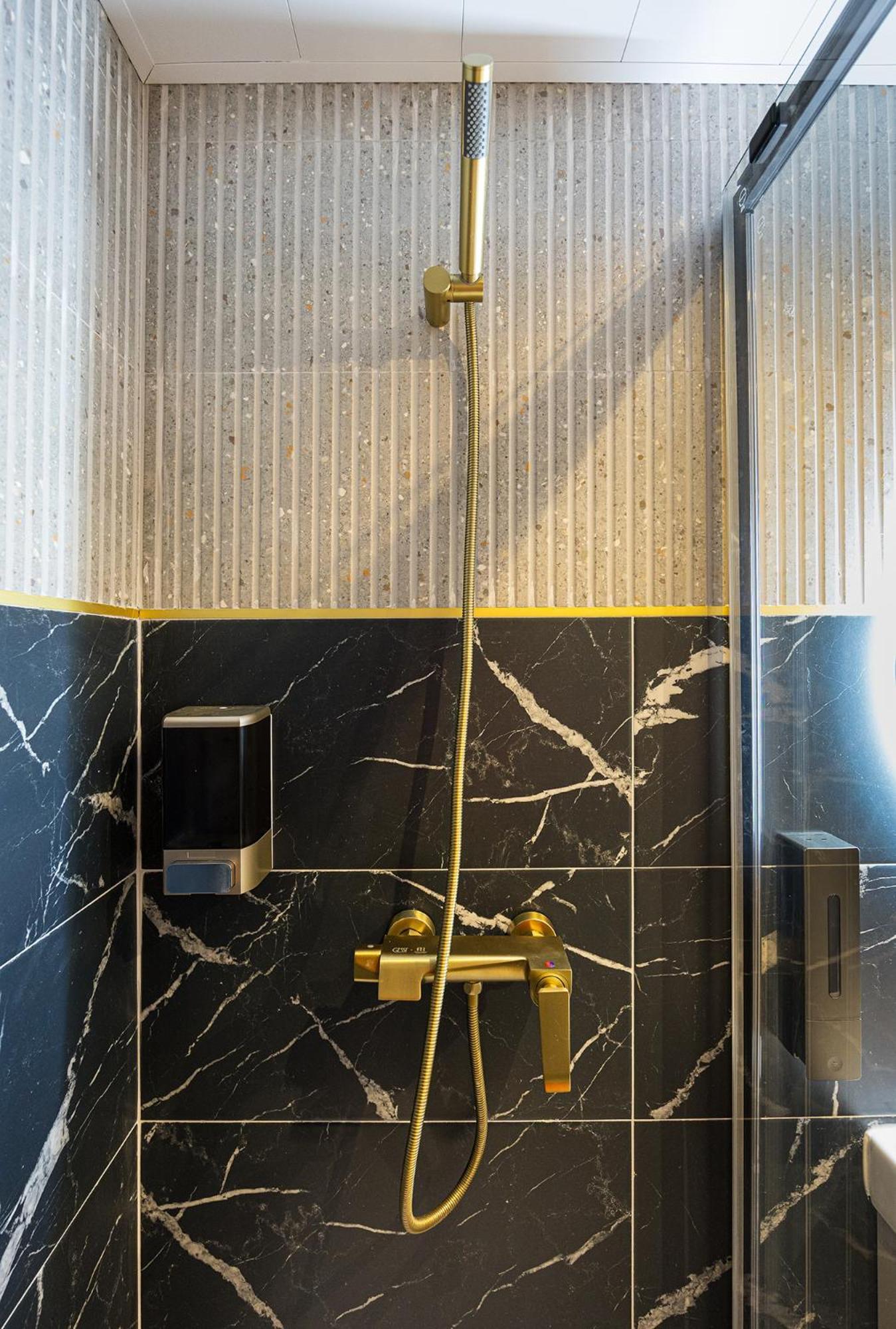 Aparthotel The 126